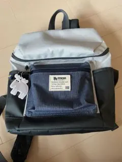 【美品】moz(モズ)リュック　ミニリュック　軽量のサムネイル