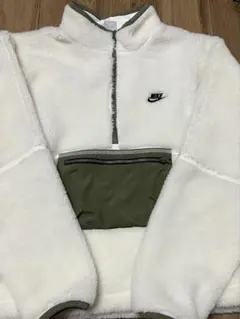Nike ボアジャケット ホワイト/オリーブ プルオーバー