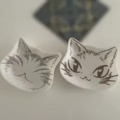 ダヤン猫型小皿 2枚セットのサムネイル