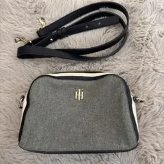 TOMMY HILFIGER ショルダーバッグ