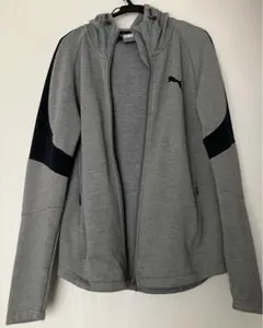 プーマ　パーカー　メンズS