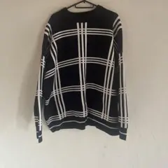 LOGUE 黒と白のチェック柄ニットセーター