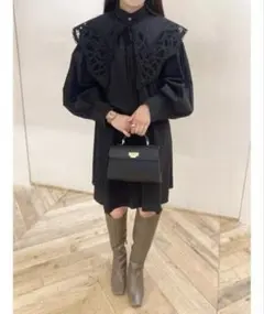 snidel organicエンブロイダリーカラーミニワンピース