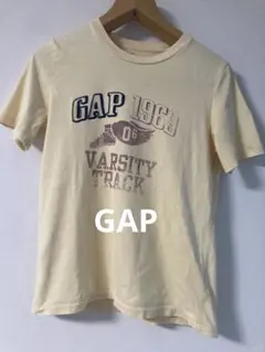 GAP 1969 VARSITY TRACK Tシャツ 黄色系クリーム色