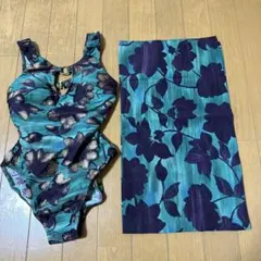 花柄　水着 パレオ付き　9M グリーン　ワンピース水着　体型カバー