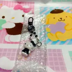 サンリオ　キティ　ミニチュアキルト　シークレットキーホルダー③ 黒