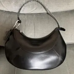 未使用　ブラックレザーハンドバッグ ショルダーバッグ　黒　本革AMOROSO
