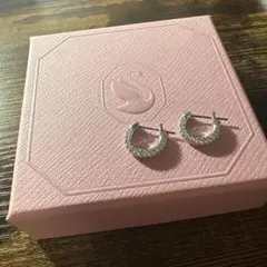 Swarovski フープピアス クリスタル装飾のサムネイル
