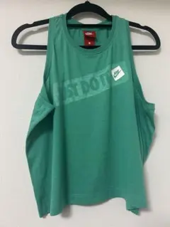 Nike タンクトップ グリーン