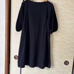 UNIQLO パフスリーブワンピース Lブラック