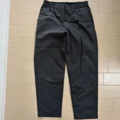 グレー ナイロンパンツ