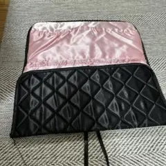 トラベルポーチ ブラック ピンク