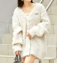 【Chico】ブローチ付シャギーモヘアカーディガン