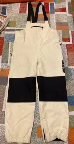 Item thumbnail for item 825e991e-6a85-4992-8cdb-557d88d8306f