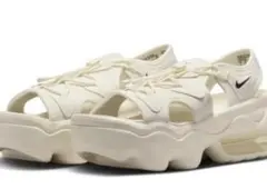 ナイキ エア マックス ココ ウィメンズサンダル / ベージュ