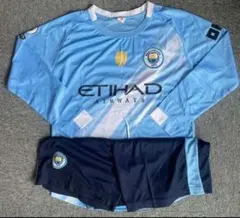 在庫処分.マンチェスターシティ 長袖シャツとショーツセット XL サイズ