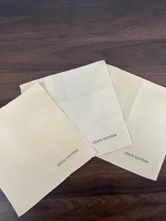 ルイヴィトン　手入れ用布　未使用品　三枚セット