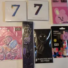 BT21 クッキー キーホルダー & リップケアセット