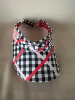 adidas チェック柄 バイザー