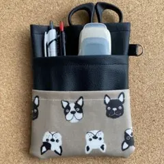 合皮　ラミネート　オーガナイザー　ナースポーチ　犬柄　フレンチブルドッグ