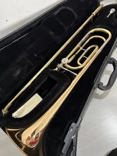 HOLTON テナーバストロンボーン TR150 管楽器 太管 ハードケース付