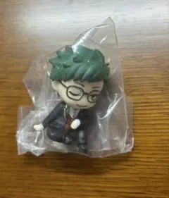 肩ズンFig ツイステッドワンダーランド トレイ・クローバー
