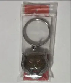 Supreme Tiger Keychain タイガー キーチェーン - メルカリ