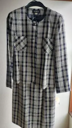 格子柄、未使用スーツ
