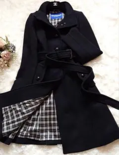バーバリーブルーレーベル　チェック柄　フレア　ロングコート　ベルト付き　ブラック