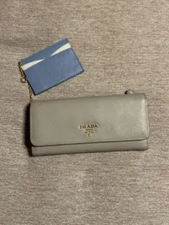 PRADA サフィアーノ 長財布 カードケース付き 他付属品なし