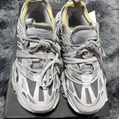 Adidas XLG Runner Deluxe グレー 26.5 - メルカリ