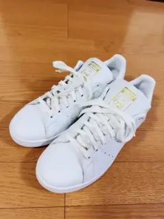 アディダス　スタンスミス　ホワイト✖️ゴールド
