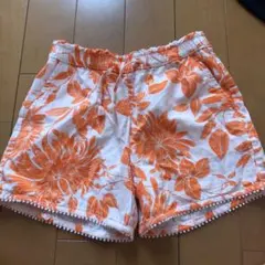 花柄 ショートパンツ