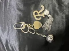 Item thumbnail for item e86b4fcc-8ff2-46b3-94a6-e7b7e81bb7db