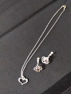 シルバー925 ハートネックレスとAVONイヤリングセット