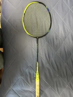 美品】YONEX ASTROX77 3UG5　アストロクス　イエロー