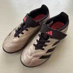 adidas PREDATOR サッカーシューズ ジュニア　21cmのサムネイル
