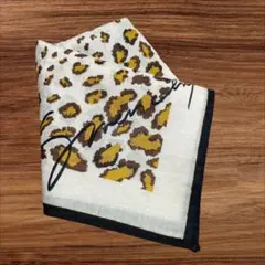 GIVENCHY（ジバンシィ）ハンカチ　ヒョウ柄 新品未使用
