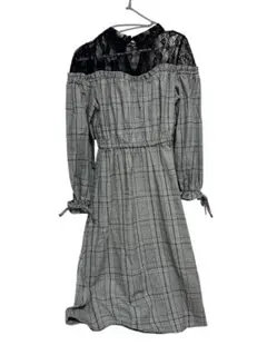 チェック柄レース付きワンピース