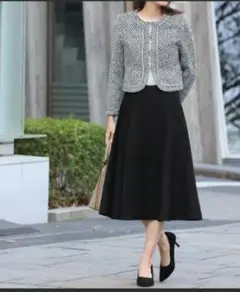 【新品】ツイードノーカラージャケット・フレアスカート セットアップ