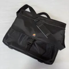 【希少】旧Apple レインボーロゴ ノートPCケース キャリーバッグ 希少・当時物】Apple ヴィンテージ PCバッグ レインボーロゴ - メルカリ