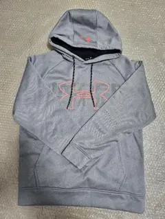 Under Armour グレー パーカー