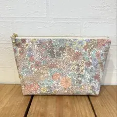 再販☆20cmファスナーポーチ　リバティ　タナローン　マーガレットアニー