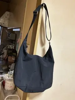 斜めがけバッグ