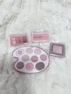 dasique コーラルピンク系アイシャドウパレット