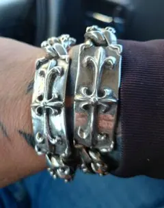 Item thumbnail for item 2766e6b7-218a-4266-a490-f1cf56e9def5