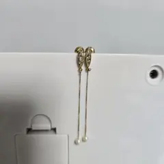 Phoebe ピアスのサムネイル