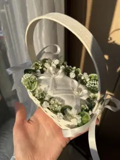 リングピロー ホワイト 造花付き