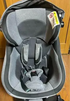 【美品】Combi コンビ チャイルドシート クルムーブ スマート