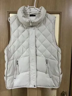 TRUVE アイボリーキルティングダウンベスト